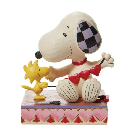 Peanuts by Jim Shore - Snoopy with Hearts Garland Figurine - enesco, great gift, Peanuts, Peanuts by Jim Shore, Snoopy, Snoopy and Woodstock, Snoopy Figurine, valentine, valentines - Gadgetz Home