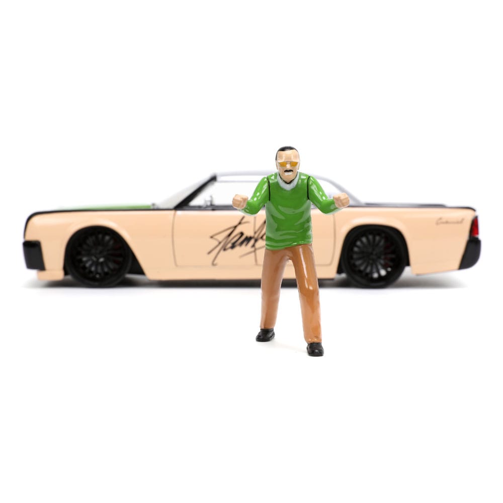 Marvel Hollywood Rides Diecast Model 1/24 1963 Lincoln Continental with Stan Lee Figure - 1963 Lincoln Continental, diecast, diecast car, Hollywood Rides, jada toys, Marvel, New Arrivals, stan lee - Gadgetz Home