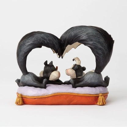 Looney Tunes by Jim Shore - Pepe Le Pew and Penelope "Hello, Cherie" - enesco, great gift, Jim Shore, looney tunes, looney tunes by jim shore, Pepe Le Pew, Pepe Le Pew and Penelope, valentine, valentines - Gadgetz Home
