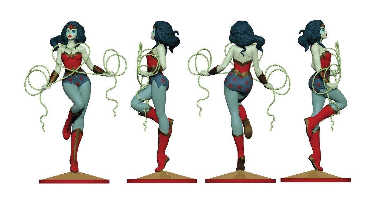 Kidrobot: Wonder Woman Figure by Tara McPherson 28 cm - Art Toy, DC Comics, designer toy, Designer Vinyl, justice league, Kidrobot, Tara McPherson, vinyl art, wonder woman - Gadgetz Home