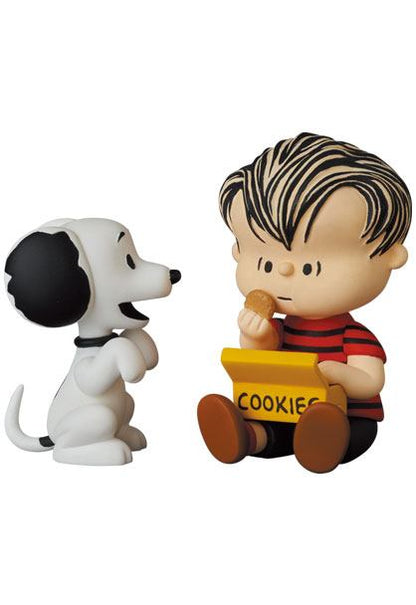 Peanuts UDF Series 12 Mini Figures 50's Snoopy & Linus 5 - 6 cm - Medicom, Peanuts, snoopy, snoopy & linus - Gadgetz Home