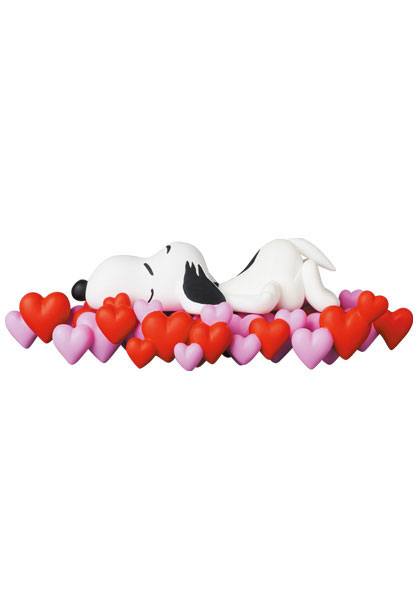 Peanuts UDF Series 13 Mini Figure Full of Heart Snoopy 10 cm - Full of Heart Snoopy, Medicom, medicom toy, Peanuts, Snoopy, Snoopy Figurine, udf series 13, valentine, valentines - Gadgetz Home
