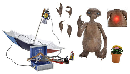 NECA - E.T. the Extra-Terrestrial Action Figure Ultimate Deluxe E.T. 11 cm